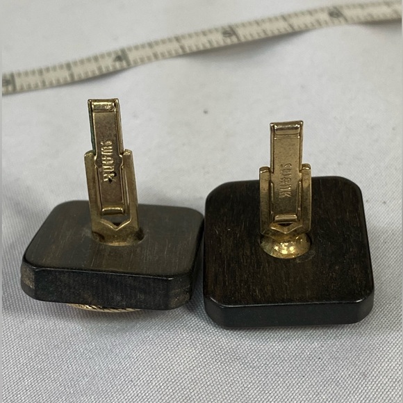 Vintage Swank wood and Goldtone cuff links - Picture 6 of 7